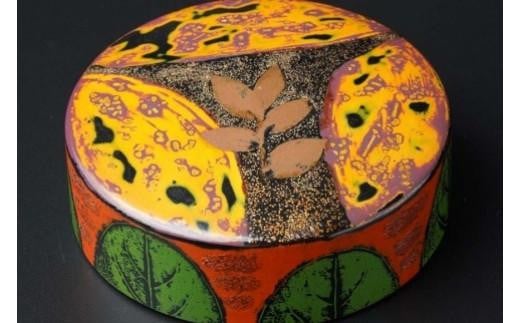 【ふるさと納税】かりゆし書鎮（特大） 作品名【琉球の色】 | 沖縄 沖縄県 南城市 ご当地 お取り寄せ お土産 沖縄お土産 沖縄土産 ふるさと 納税 支援 文鎮 おしゃれ ペーパーウェイト かわいい ペーパーウエイト ぶんちん 工芸品 民芸品 特産品 ご当地土産 ご当地おみやげ