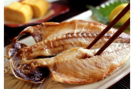 山陰浜田 創業大正10年香住屋のこだわり干物「どんちっちあじ一夜干し」魚介類 干物 おつまみ おかず あじ 一夜干し 【1975】