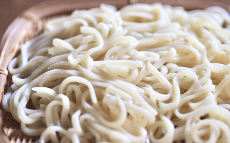 こな屋さんの南部地粉4㎏ 小麦粉 岩手町 府金製粉