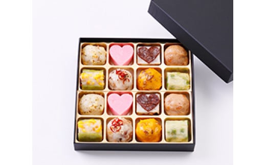 さつま揚げ トリュフチョコみたいなさつま揚げ「クラシック」（16個入り）創作プチさつま揚げ かまぼこ さつまあげ 練り物 すり身 つまみ 詰合せ 惣菜 天ぷら 魚万商店 奈良県 奈良市 U-110