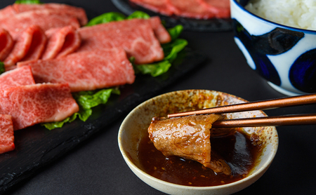 神戸牛  焼肉用 モモ肉 1kg [ 肉 牛肉 焼肉  BBQ モモ もも 焼き肉 やきにく バーベキュー 神戸ビーフ ブランド牛 冷蔵 兵庫県 小野市 ]