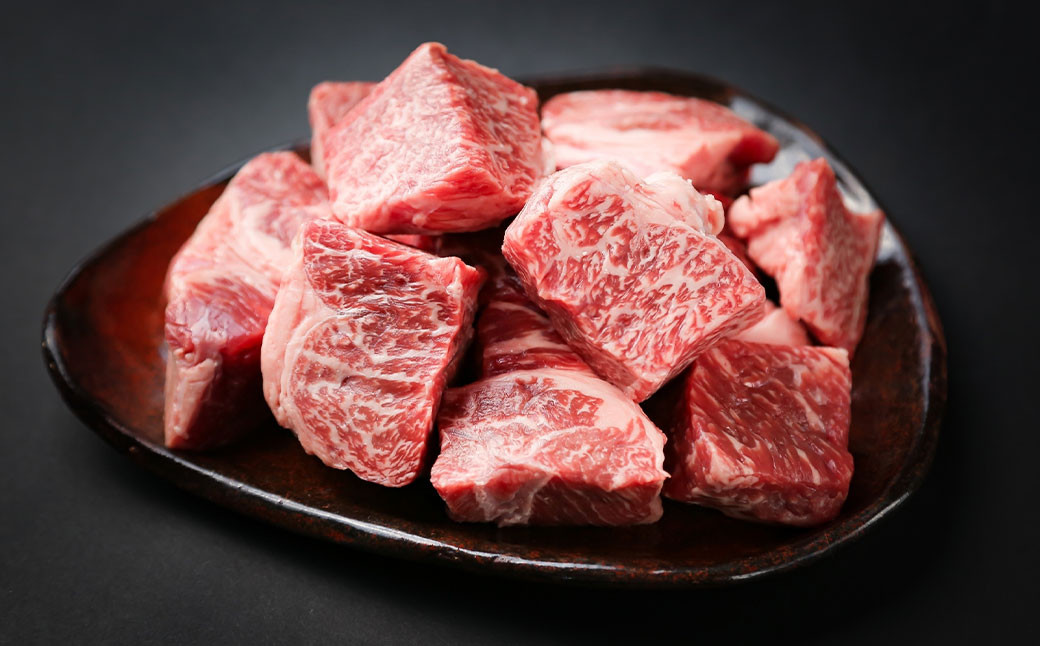 
                  おおいた和牛 煮込み肉 2kg 牛すじ カレー シチュー
                
