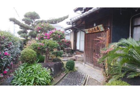 古民家の宿“かしの木庵”　（一棟貸し宿泊券）（５名様１泊）※着日指定不可◇