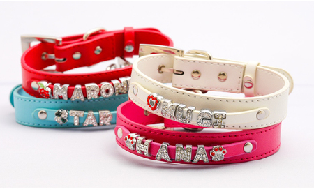 スワロフスキー文字ネーム入りペット首輪【犬用】（Sサイズ、レッド） 〈ソフト素材仕様でペットにやさしい〉