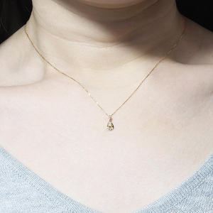 K18 　雫　ダイヤモンドペンダント　0.10ct