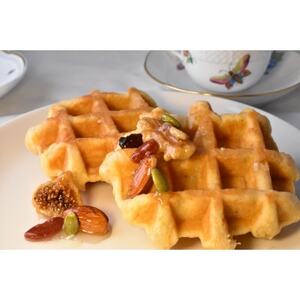 ナッツ・ドライフルーツの蜂蜜漬　峠プレミアム小瓶2種セット【萌(MOE)】【玄(KURO)】【1221363】