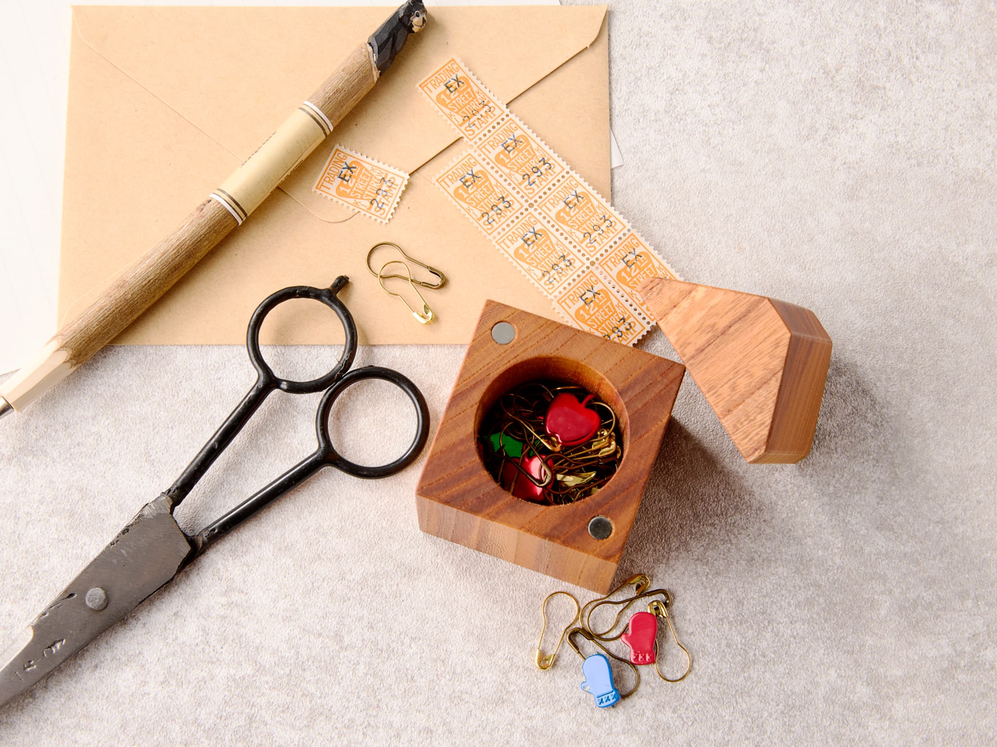 おうち型 乳歯ケース 木製 乳歯入れ Teeth House 成長記念 子ども用 メモリアルグッズ 出産祝い 入学祝い ナチュラルデザイン ハンドメイド インテリア雑貨 小牧市 送料無料