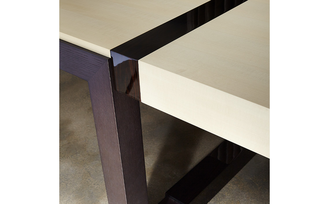 No.1147 Puzzle Dining Table
