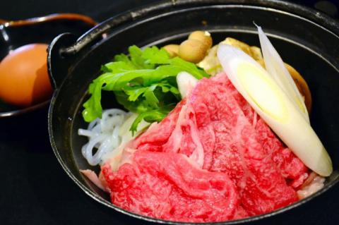 希少和牛 熊野牛上モモ すき焼き用　約500g＜冷蔵＞【sim104】