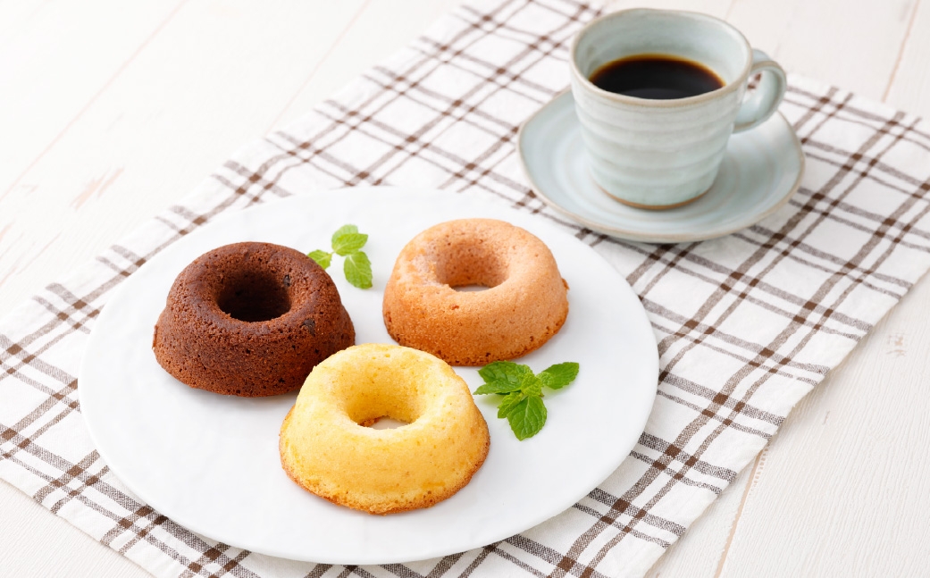焼ドーナッツミックス6個入(バニラ2個・チョコ2個・いちご2個)