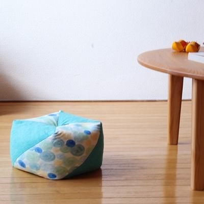 ふるさと納税 京都市 【洛中高岡屋】えがおつながる、おざぶとん『おじゃみキッズ学(がく)』(しゃぼんふゆ&amp;藍玉)