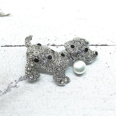 ふるさと納税 伊勢市 ブローチ・イヌ(A)(淡水本真珠・ボタン) 1967