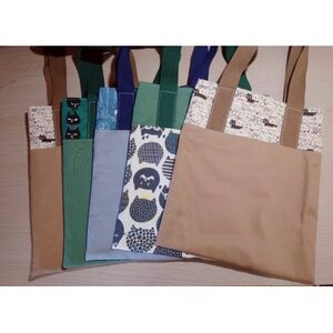 【保護猫ルームえびす】手作りトートバッグとポストカードセット【1647213】