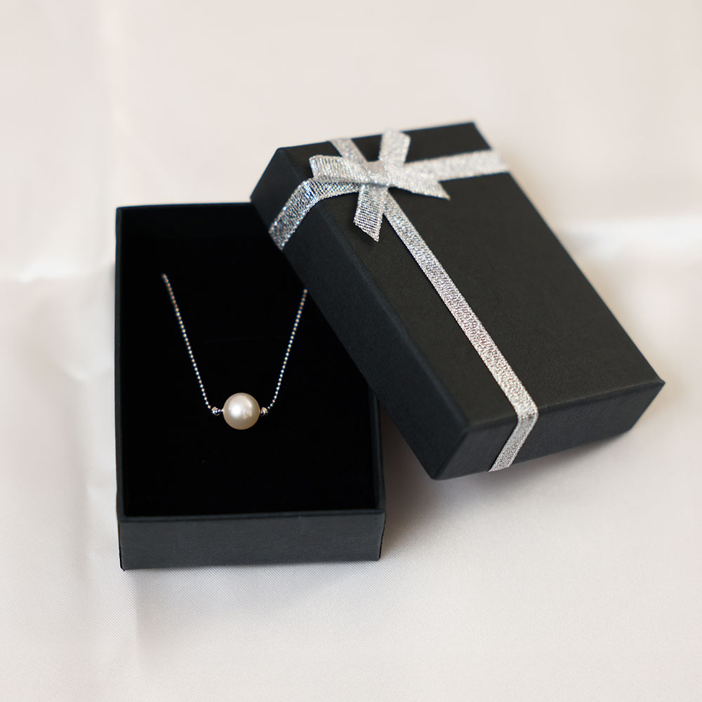 あこや本真珠 ミラーボール付 シルバーチェーン ネックレス（8.5mm～8.9mm）ホワイトピンクカラー 簡易保管ケース付 ペンダント パール アクセサリー プレゼント 母の日 贈り物 ギフト 6月誕