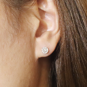 K18　ホワイトゴールド　 取り巻き　ダイヤモンドピアス　0.34ct
