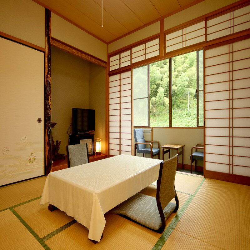 【ふるさと納税】温泉総選挙「うる肌部門」全国第1位記念 かめや旅館 一泊二日ペア宿泊プラン 宿泊券 宿泊チケット ペアチケット トラベル 旅行 温泉 食事 島根県 【188_1957】
