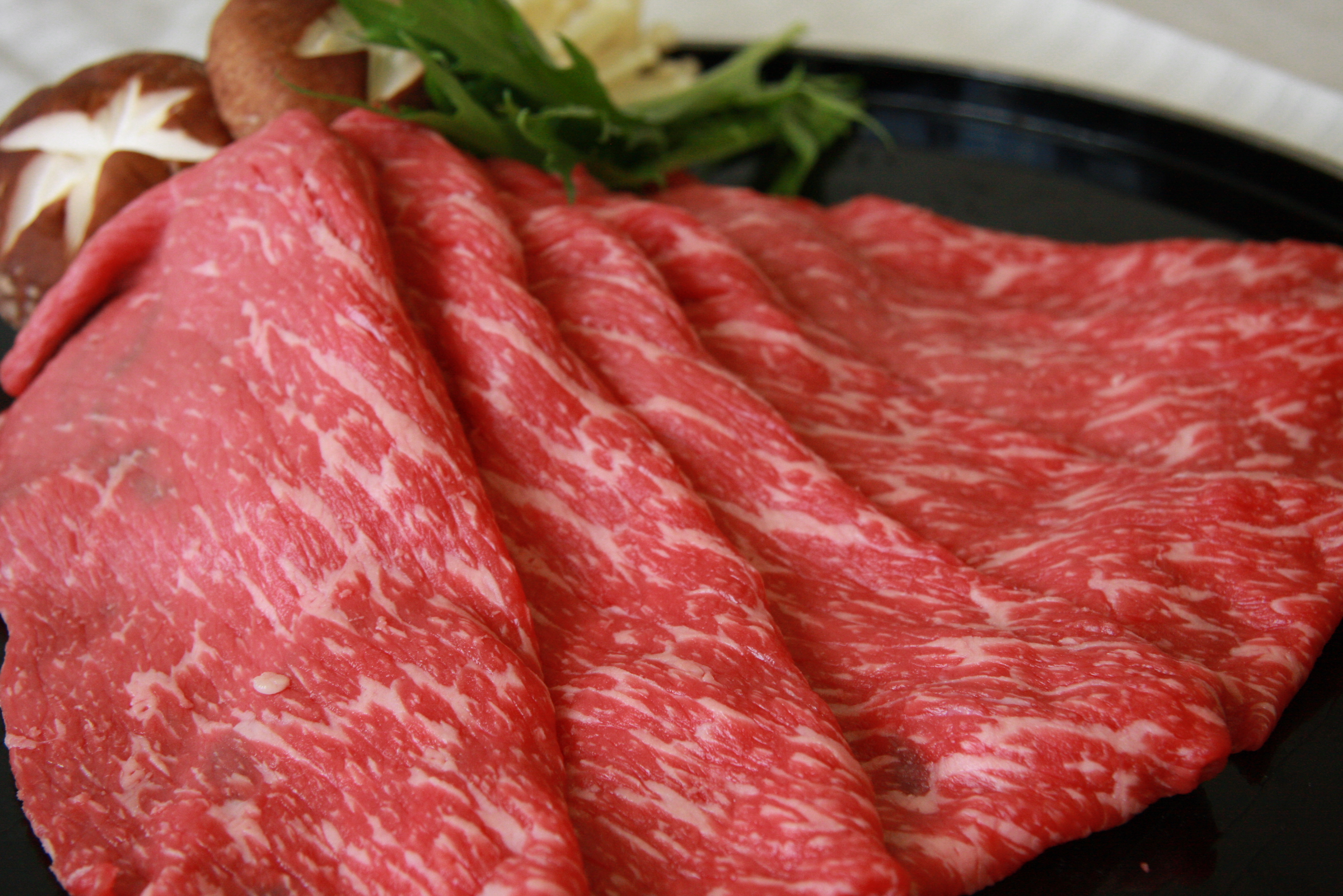 奥出雲和牛 赤身すきやき用 300g ×5回 【しまね和牛 黒毛和牛 自宅用 冷蔵 チルド 赤身 すきやき スライス 日時指定 定期便 D-16】
