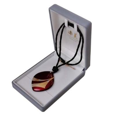 ふるさと納税 海南市 漆器のペンダント　ダイヤ形　玉虫塗　手描き蒔絵　きらめき