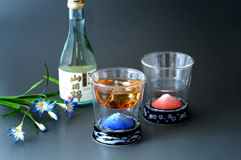 【ふるさと納税】有田焼とガラスのコラボ Fortune glass小2個セット（赤富士・青富士）東洋セラミックス au006