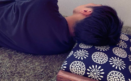 あぐらイス（デニム）｜あぐら椅子 座椅子 ローチェア スツール 椅子 コンパクト 木製 天然木 おうち時間 リビング 子供用 キッズチェア 敬老の日 ギフト プレゼント