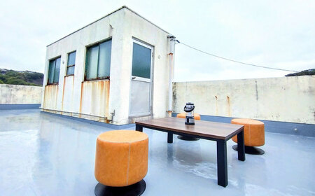 浦賀 「酒と宿と不動産-yado-」 宿泊クーポン 5,000円分 《囲炉裏＆屋上付き！》【株式会社RE&amp;H】[AKFE001]