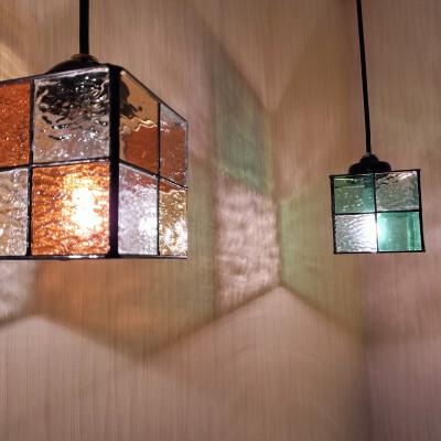 ふるさと納税 基山町 ステンドグラス　リーフグリーン×クリアー【ペンダントランプ】 |  | 01