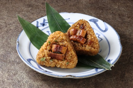 うなぎ うなぎり　4個入り詰合せ（山椒味/茎わさび味）うな菊