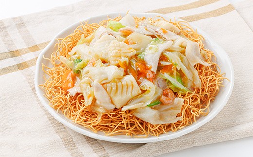 ＜定期便・全3回＞長崎皿うどん(計120食・40食×3回) 長崎皿うどん 皿うどん かた焼きそば 揚げ麺 麺 鹿児島 常温保存 めん 簡単調理 手軽 常温【ヒガシマル】【C-220H】