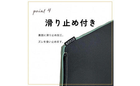 傾斜付 肘置きクッション ブラック