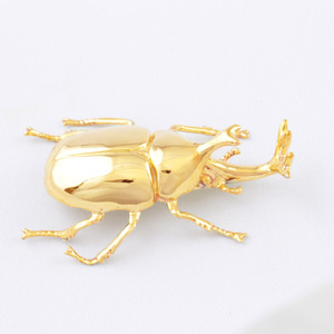 カブトムシのフィギュア　置物　オブジェ　インテリア　純金　K24