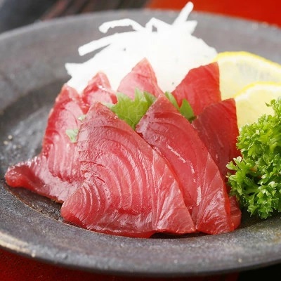 枕崎ぶえん鰹(活き〆鰹) 700g  A0-21 【1460787】_ かつお カツオ 鰹 カツオ 刺身 一本釣り 魚介 魚 産直 産地直送 国産 鹿児島 枕崎 贈答 ギフト プレゼント ぶえん鰹 