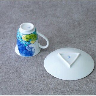 有田焼 染錦 青海波 ツワ絵カップ＆ソーサー【神田陶器店】食器 器 うつわ 赤絵 手描き プレゼント ギフト コーヒー 紅茶 bp015_イメージ5