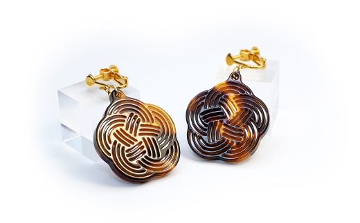 【 べっ甲 】PlumKnotイヤリング