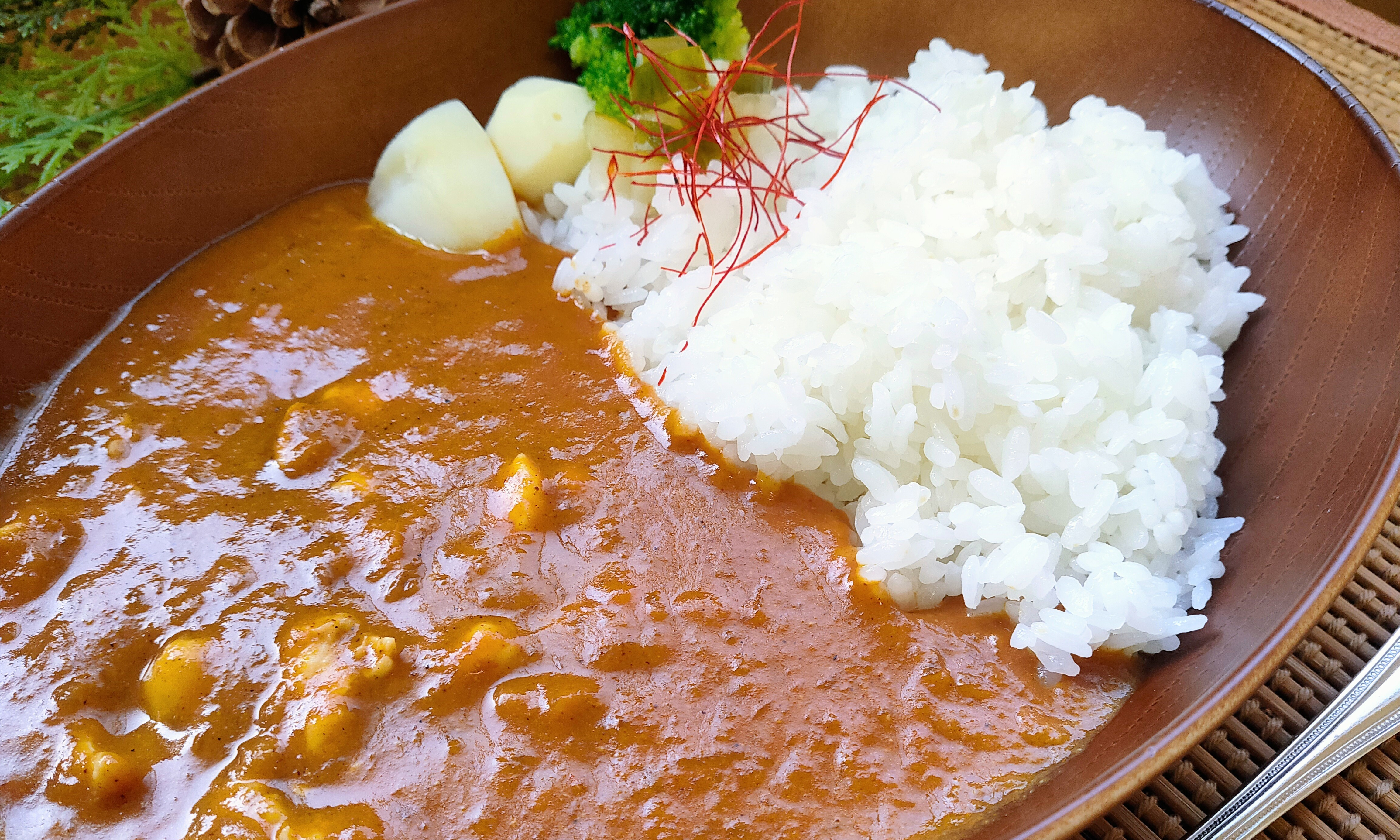 
素材にこだわった！四万十 チキン カレー・土佐 カレー・なす キーマ カレー 3種6食 セット 〔冷凍〕 スパイス ［1612］
