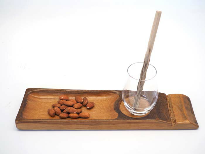 【ふるさと納税】 ウイスキー樽材で作った晩酌用木皿とマドラーセット ／ お皿 食器 お洒落 お酒好き パーティー 家飲み 送料無料 埼玉県 No.543