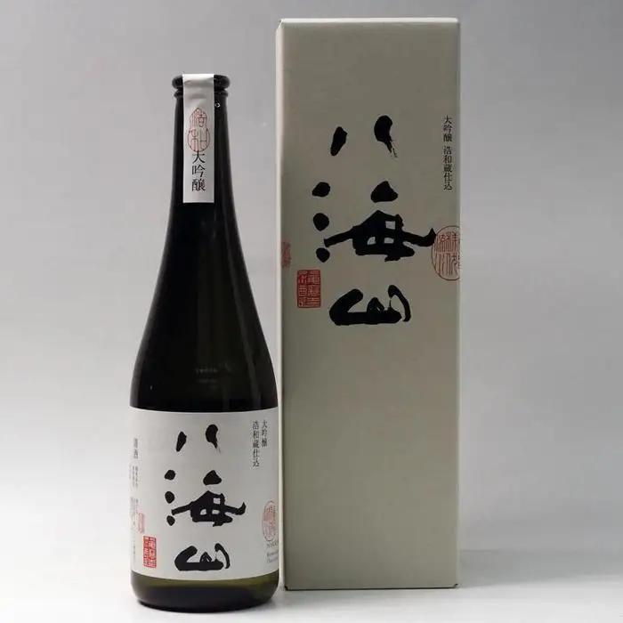 日本酒 八海山 大吟醸 浩和蔵仕込 720ml【八海山 大吟醸 四合瓶 1本 日本酒 720ml 新潟 地酒 厳選 晩酌 熱燗 お酒 酒 さけ お中元 お歳暮 贈答】