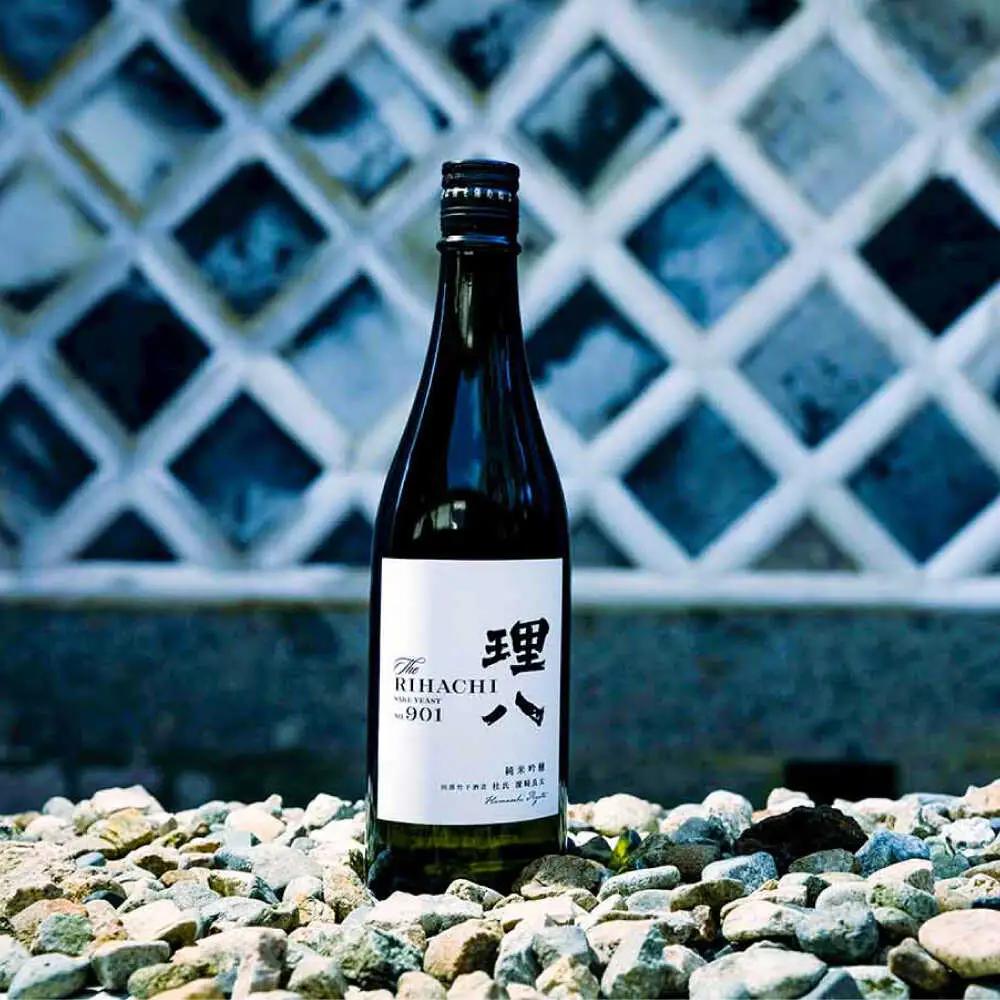 理八  純米吟醸 酵母901号 720ml(化粧箱入り)[AIBE002] 酒