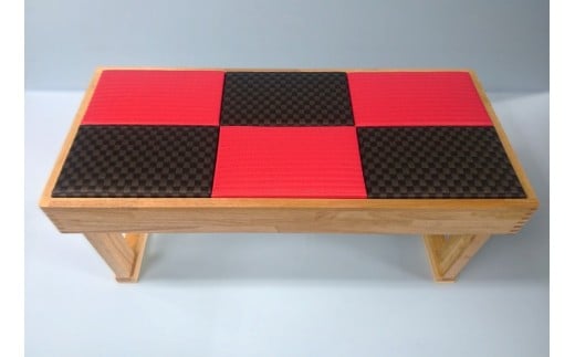 【タタミチェアー】　縁なしカラー畳　６枚タイプ　レッド×市松ブラック  ／ 川村興産 畳 奈良県 御所市