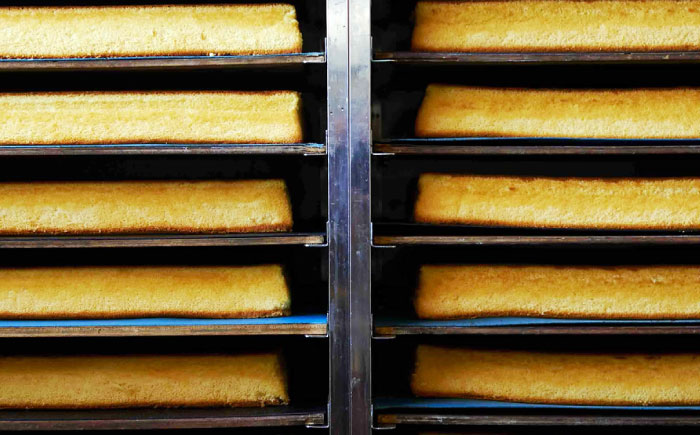 幸せの黄色いカステラ0.3号 4本セット【長崎心泉堂】[OBS011] / カステラ かすてら 長崎 プレゼント ギフト 詰め合わせ 和菓子 常温 かすてら 詰め合わせ 高級 贈答 人気 卵 濃厚