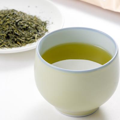 ふるさと納税 掛川市 天皇杯受賞茶園栽培茶2番茶仕上　深蒸し掛川茶100g×10袋 |  | 02