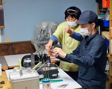 日本で初めて金の取れた町・涌谷で体験！金彩とんぼ玉作り体験【bossnonko003】