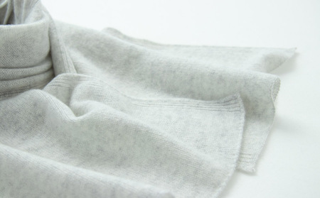 【UTOカシミヤ】天使のマフラー〈ライトグレー〉（UTO）　マフラー カシミヤ カシミア マフラー カシミヤ カシミア マフラー カシミヤ カシミア マフラー カシミヤ カシミア マフラー カシミヤ 