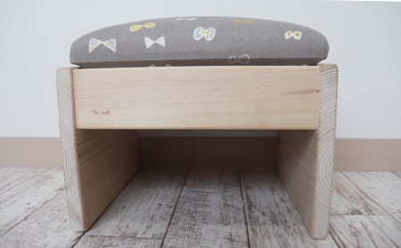 1人掛け（グレーちょうちょ柄）