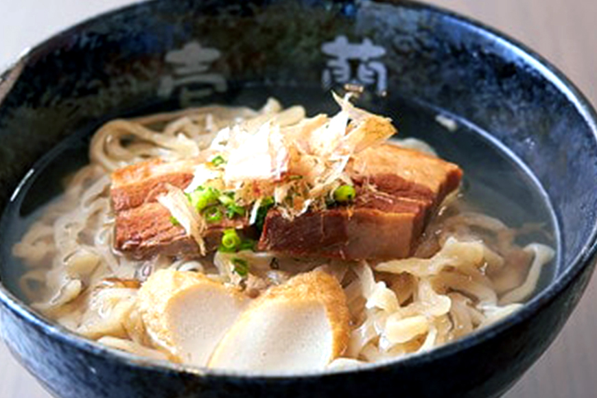【うちなーそば 壱蘭】 沖縄そば お試し 3食 セット (こだわりの 自家製生麺 ) 沖縄 そば 3人前 自家製 生? 激辛 スープ 出汁 だし 具材付き 三枚肉 ソーキ スペアリブ 味付け 激辛沖縄