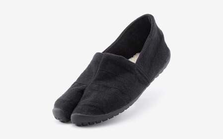 足袋型シューズ『たびりら』カラー：烏城【23.5cm】【倉敷市産 国産 靴 くつ シューズ 足袋型コンフォートシューズ 足袋シューズ 足袋 軽い 綿100％ 岡山県 倉敷市 おすすめ 人気】