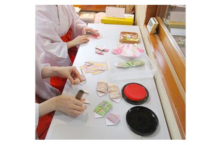 大宝八幡宮 御朱印帳袋 ・ 白薄青 （ ふるさと下妻寄附限定色 ） 巫女奉製手作り栞付き 【 御朱印 御朱印帳  御朱印帳袋 神社 巫女 社寺 御祈祷 】