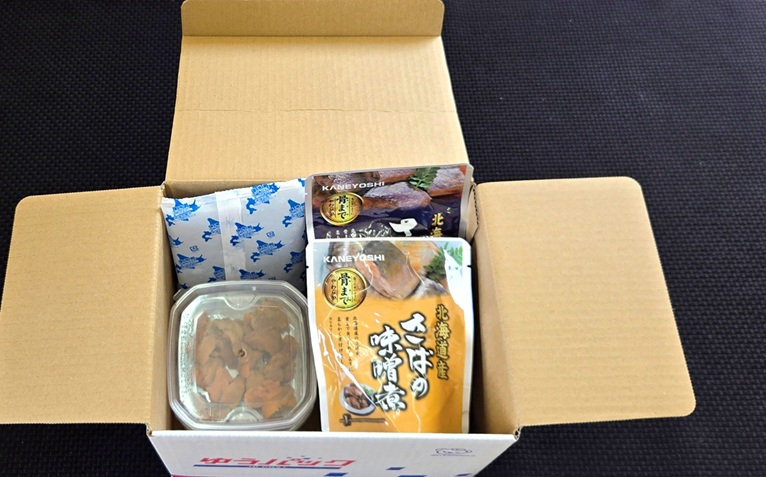 エゾバフンウニ塩水パック約60g～70g×2P・さんま旨煮×6P・さば味噌煮×6P[10月下旬以降発送] B-71030