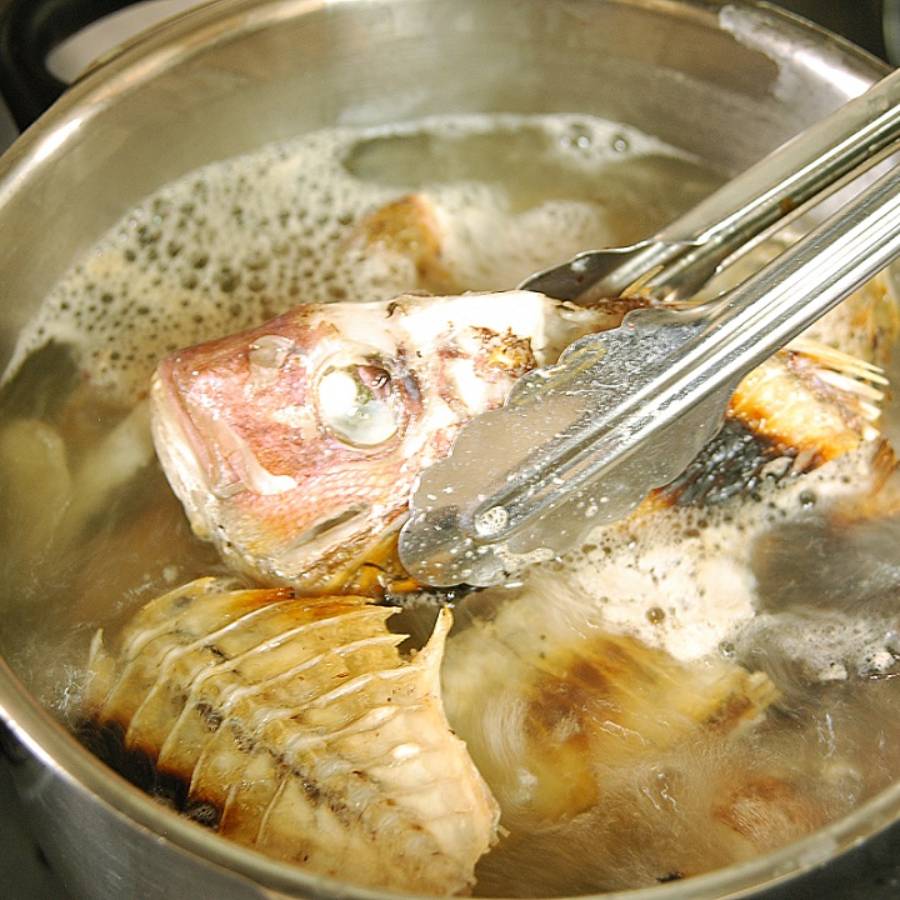 【海直】沖一丸の鯛御膳セット（大漁旗のふろしき付き）