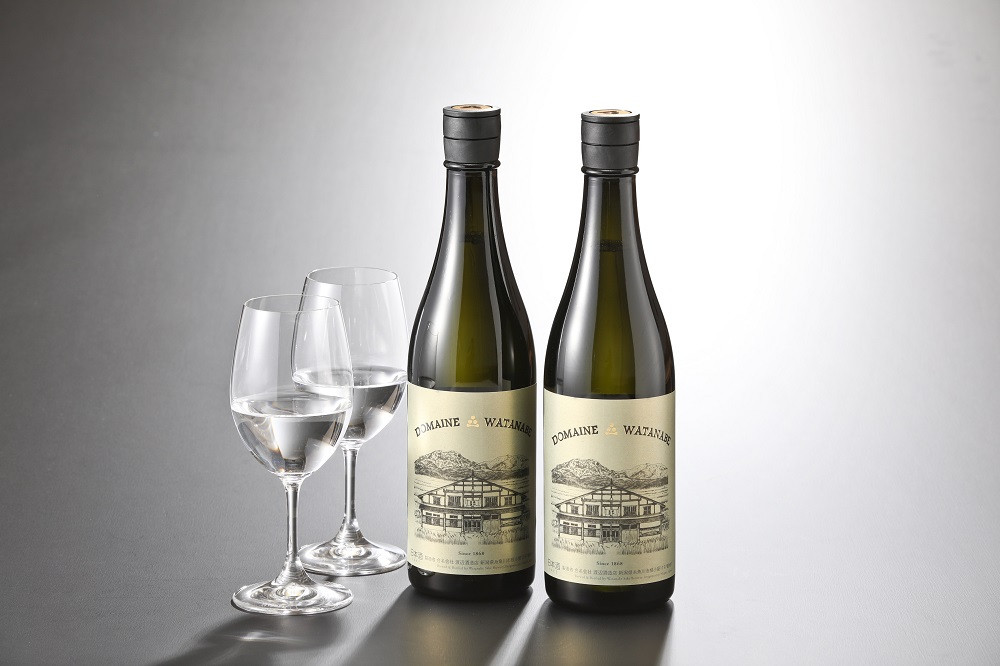 
            根知男山 ”DOMAINE WATANABE BLENDED"  720ml 2本 【日本酒 新潟 地酒 糸魚川 ギフト ドメーヌ ワタナベ ブレンディッド 自家栽培 こだわり プレゼント 食中酒 美味しい 男山】
          