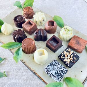 オーガニックチョコ100%使用ビター＆ミルク＆ホワイト＆生チョコセット＜15個入り＞